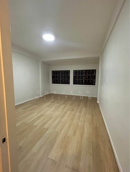 undefined, กรุงเทพ, บางขุนศรี, บางกอกน้อย, กรุงเทพ, 130 ตร.ม., ทาวน์เฮ้าส์ ขาย, โดย Rungkan Wijitjun, 500312357 - DDproperty.com