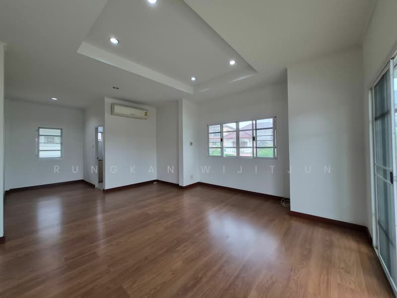 undefined, Bangkok, Saen Sab, Min Buri, Bangkok, 4 Bedrooms, 245 sqm, Single Detached House For Sale, by Rungkan Wijitjun, 500312384 - DDproperty.com