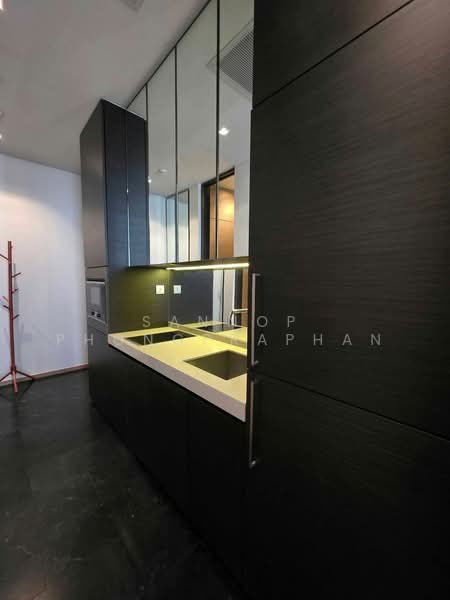 28 Chidlom, Bangkok, 28 Chit Lom Alley, Lumphini, Pathum Wan, Bangkok, 1 Bedroom, 35 sqm, Condo For Rent, by Sannop Phongpraphan, 500312408 - DDproperty.com