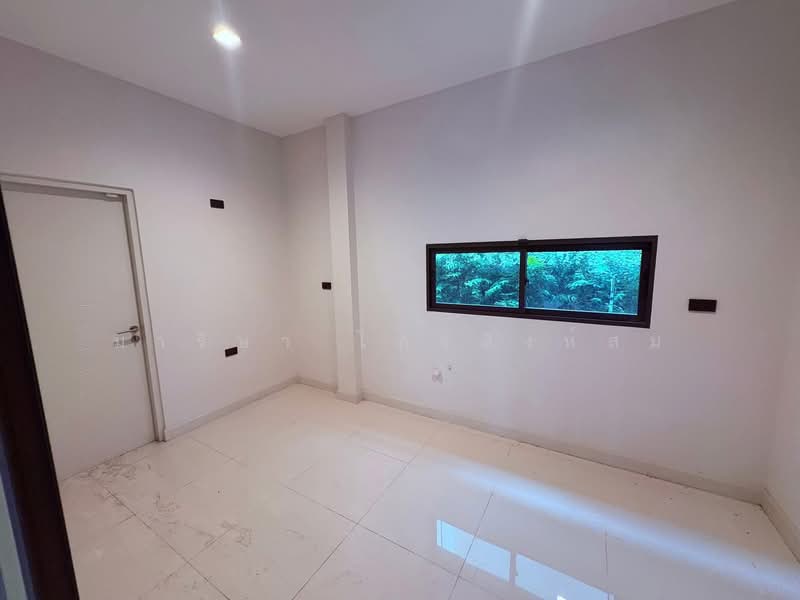 Bangkok Boulevard Signature Westgate, Nonthaburi, Kanchanaphisek Road, Bang Bua Thong, Nonthaburi, 4 Bedrooms, 391 sqm, Single Detached House For Sale, by มาริษา ไกรสิงห์สม, 500312429 - DDproperty.com
