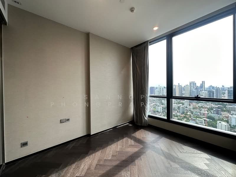 The Esse Sukhumvit 36, Bangkok, Soi Sukhumvit 36, Sukhumvit Road, Phra Kanong, Khlong Toei, Bangkok, 1 Bedroom, 38 sqm, Condo For Rent, by Sannop Phongpraphan, 500312467 - DDproperty.com