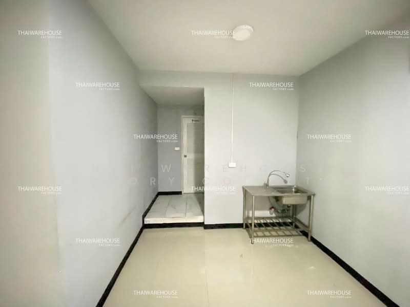 Factory and Warehouse for Rent 550 sqm Lat Phrao Bangkok Detached Building, Bangkok, Lat Phrao, Bangkok, , 550 sqm, Warehouse/Factory For Rent, by THAI WAREHOUSE FACTORY CO., LTD., 500312511 - DDproperty.com