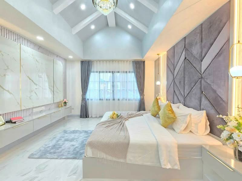 EDGE Central Pattaya, Chon Buri (Pattaya), Pattaya Sai Song, Bang Lamung, Bang Lamung (Pattaya), Chon Buri (Pattaya), 4 Bedrooms, 360 sqm, Condo For Sale, by Vikrant Kokar, 500312516 - DDproperty.com