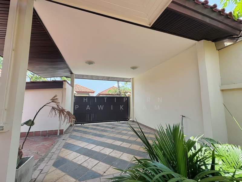 undefined, Chon Buri (Pattaya), Na Chom Thian, Sattahip, Chon Buri (Pattaya), 3 Bedrooms, 250 sqm, Single Detached House For Sale, by Thitiporn Pawikham, 500312527 - DDproperty.com