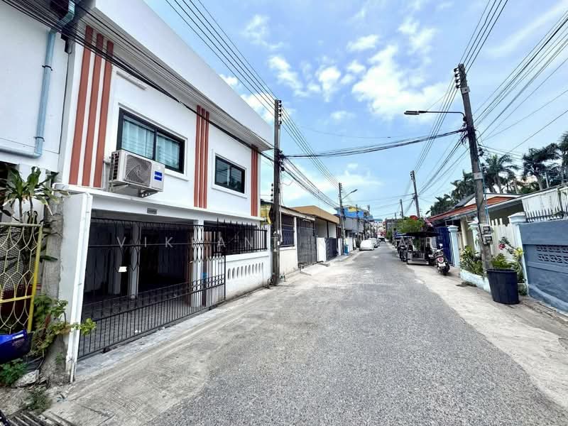 3-BR Townhouse, Chon Buri (Pattaya), Nong Pru, Bang Lamung (Pattaya), Chon Buri (Pattaya), 3 Bedrooms, 84 sqm, Townhouse For Rent, by Vikrant Kokar, 500312531 - DDproperty.com