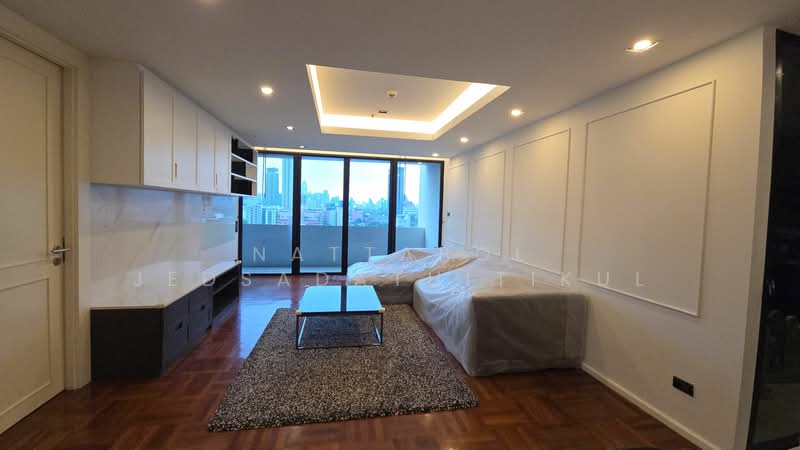 The Royal Navin Tower, Bangkok, Chuea Phloeng Road, Chong Nonsi, Yan Nawa, Bangkok, 1 Bedroom, 90 sqm, Condo For Sale, by Nattapol Jedsadathitikul, 500312570 - DDproperty.com
