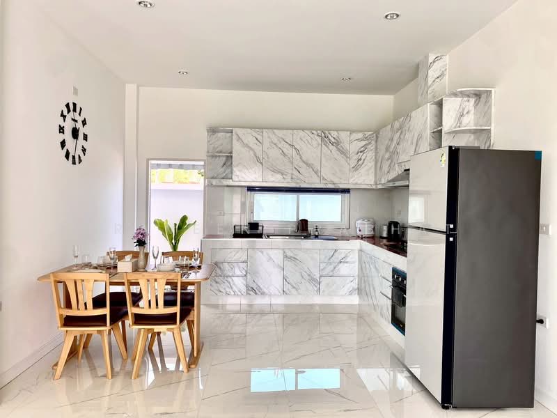 98 Lakeville Mabprachan, Chon Buri (Pattaya), Soi Pongklang, Poong, Bang Lamung (Pattaya), Chon Buri (Pattaya), 3 Bedrooms, 300 sqm, Single Detached House For Rent, by Praveen Peter, 500312695 - DDproperty.com