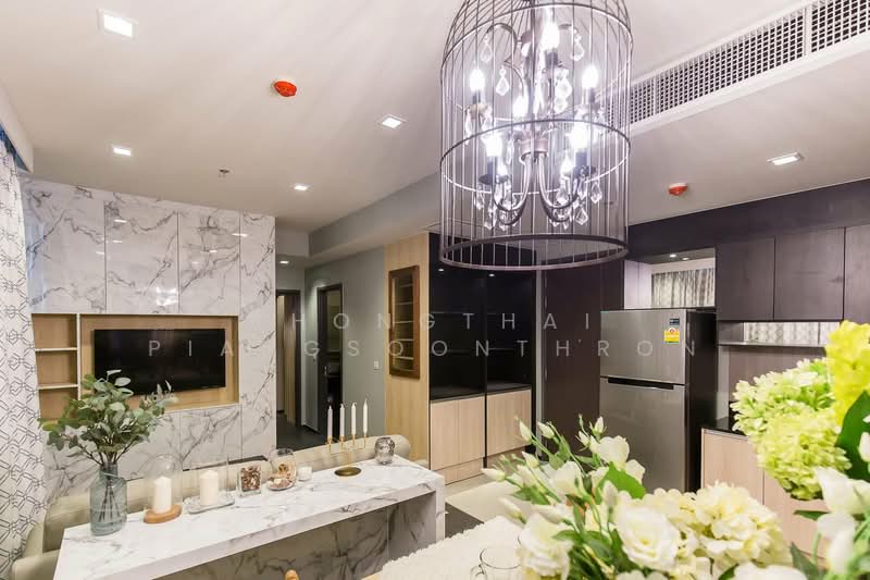 The Esse Asoke, Bangkok, 333 Soi Sukhumvit 21, Sukhumvit Road, Khlongtoei Nua, Watthana, Bangkok, 2 Bedrooms, 63 sqm, Condo For Rent, by Thongthai Piangsoonthron, 500312696 - DDproperty.com