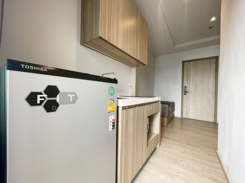 Altitude Unicorn Sathorn-Tha Phra, Bangkok, Ratchaphruek Road, Talat Plu, Thon Buri, Bangkok, 1 Bedroom, 25 sqm, Condo For Rent, by NATTAPHONG Yodmanotham (K. Book), 500312718 - DDproperty.com