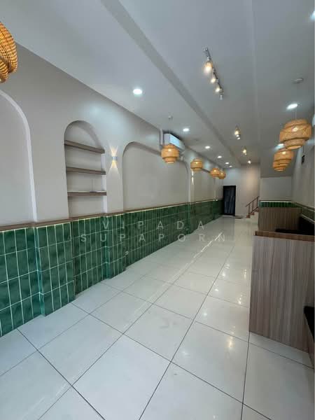3-BR House, Bangkok, Bang Chak, Phra Khanong, Bangkok, 3 Bedrooms, 311 sqm, Single Detached House For Rent, by Vipada Supaporn, 500312786 - DDproperty.com