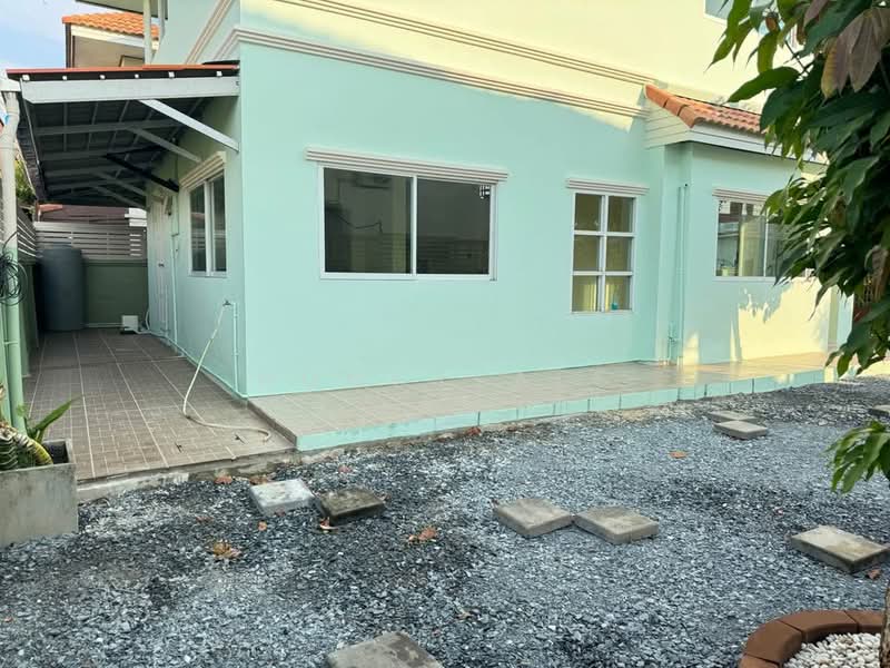 Crystal Chalong Krung, Bangkok, Lam Phak Chi, Nong Chok, Bangkok, 4 Bedrooms, 200 sqm, Single Detached House For Sale, by Home4sale, 500312869 - DDproperty.com