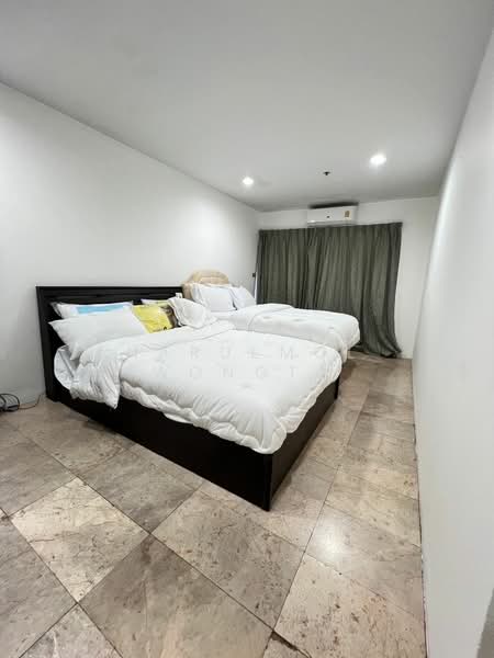 Witthayu Complex, Bangkok, 1673 New Petchaburi Road, Makkasan, Ratchathewi, Bangkok, 2 Bedrooms, 85 sqm, Condo For Rent, by Naruemol Wongta, 500313014 - DDproperty.com