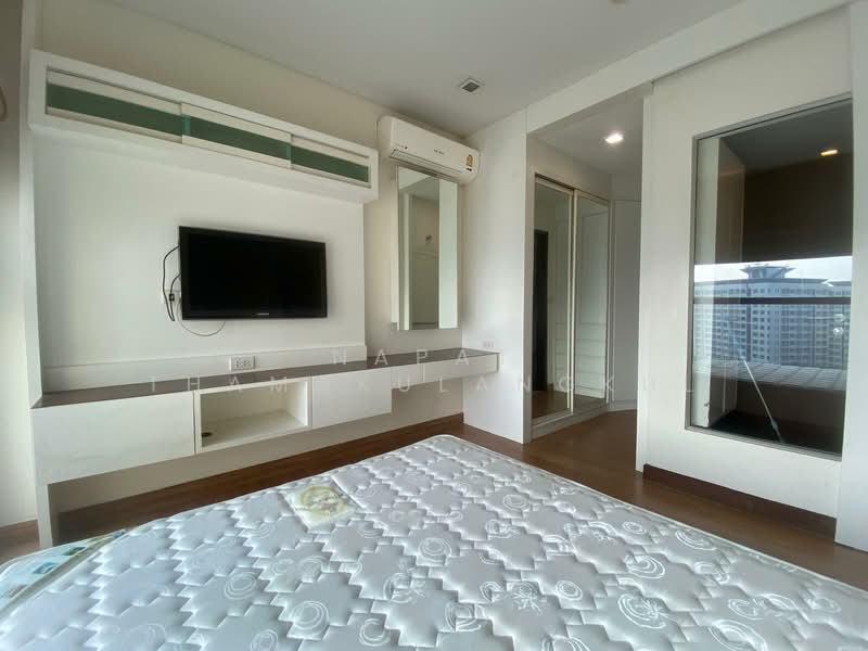 Le Luk Condominium, Bangkok, 1599 291 Sukhumvit Rd, Phra Kanong Nua, Watthana, Bangkok, 1 Bedroom, 52 sqm, Condo For Rent, by Napat Thamakulangkul, 500313248 - DDproperty.com