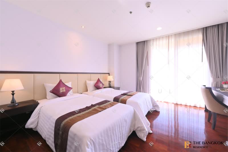 Siri At Sukhumvit, Bangkok, 902 Sukhumvit Road, Phra Kanong, Khlong Toei, Bangkok, 2 Bedrooms, 75 sqm, Condo For Rent, by Nicha Peerakittikul, 500313276 - DDproperty.com