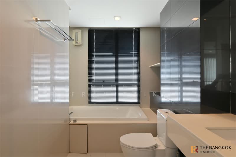 Rhythm Ratchada-Huaikwang, Bangkok, 218 Ratchadaphisek Road, Huai Khwang, Bangkok, 2 Bedrooms, 62 sqm, Condo For Rent, by Nicha Peerakittikul, 500313478 - DDproperty.com