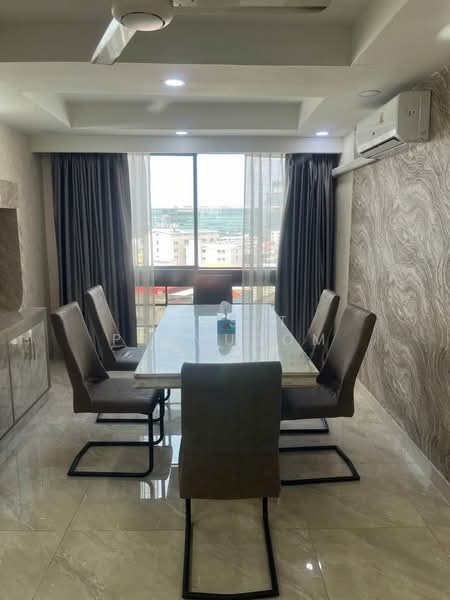President Park Sukhumvit 24, Bangkok, 99 Sukhumvit 24 Alley, Khlongtoei Nua, Watthana, Bangkok, 3 Bedrooms, 223 sqm, Condo For Rent, by Apisit Premudom, 500313489 - DDproperty.com