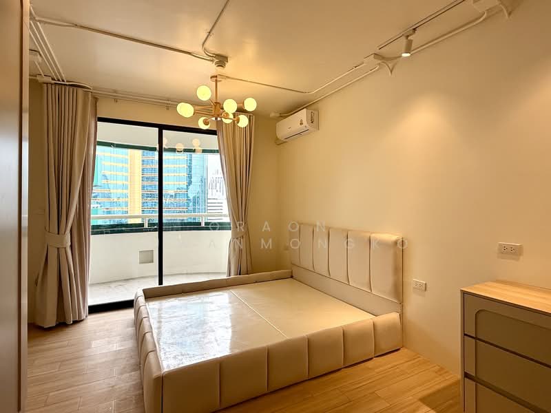Las Colinas, Bangkok, Sukhumvit 21 Road, Khlongtoei Nua, Watthana, Bangkok, 3 Bedrooms, 200 sqm, Condo For Rent, by Oraon Suwanmongko, 500313525 - DDproperty.com