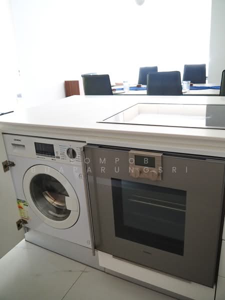 185 Rajadamri, Bangkok, 185 Rajadamri Road, Lumphini, Pathum Wan, Bangkok, 2 Bedrooms, 100 sqm, Condo For Rent, by Sompob Buaparungsri, 500313540 - DDproperty.com