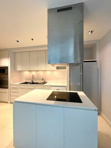 Athenee Residence, Bangkok, 65 Witthayu Road, Lumphini, Pathum Wan, Bangkok, 3 Bedrooms, 224 sqm, Condo For Rent, by Apisit Premudom, 500313602 - DDproperty.com