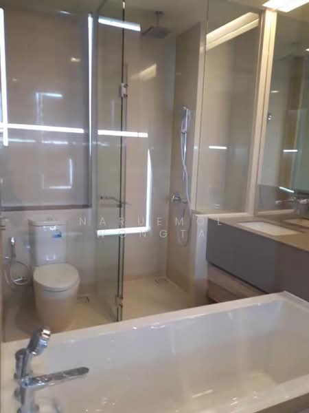 The Esse Asoke, Bangkok, 333 Soi Sukhumvit 21, Sukhumvit Road, Khlongtoei Nua, Watthana, Bangkok, 1 Bedroom, 45 sqm, Condo For Rent, by Naruemol Wongta, 500313624 - DDproperty.com