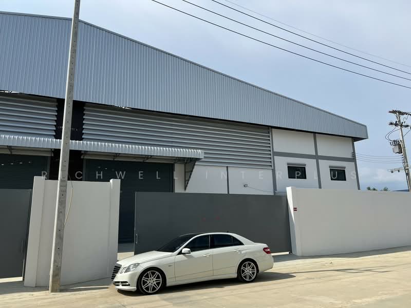Two adjacent factory/warehouse buildings for rent in Krathum Baen, totaling 4,000 sq.m, Samut Sakhon, Suan Luang, Krathum Baen, Samut Sakhon, , 4,000 sqm, Warehouse/Factory For Rent, by RICHWELL INTERPLUS, 500313636 - DDproperty.com