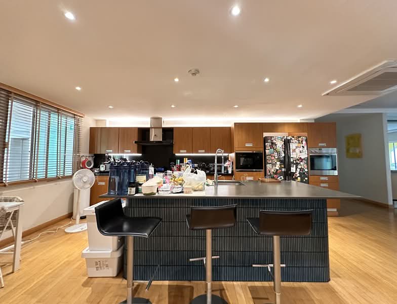Silver Heritage, Bangkok, 96 Soi Sukhumvit 38, Phra Kanong, Khlong Toei, Bangkok, 4 Bedrooms, 303 sqm, Condo For Sale, by Rujirake Sakdapipanich, 500313659 - DDproperty.com