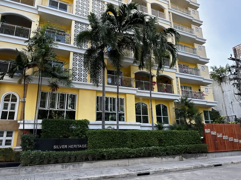 Silver Heritage, Bangkok, 96 Soi Sukhumvit 38, Phra Kanong, Khlong Toei, Bangkok, 4 Bedrooms, 303 sqm, Condo For Sale, by Rujirake Sakdapipanich, 500313659 - DDproperty.com
