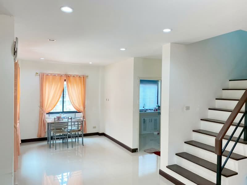 พานาวิว, ชลบุรี, นาป่า, เมืองชลบุรี, ชลบุรี, 117 ตร.ม., บ้านแฝด ขาย, โดย The Best Property แบงค์, 500313713 - DDproperty.com