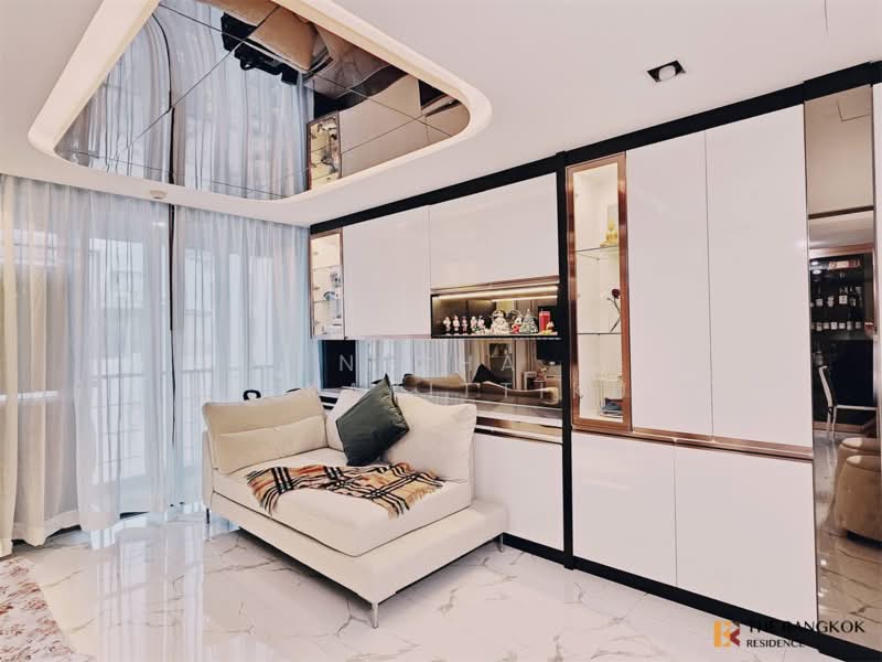 Klass Silom, Bangkok, 52 Silom Road, Silom, Bang Rak, Bangkok, 1 Bedroom, 51 sqm, Condo For Rent, by Nicha Peerakittikul, 500313752 - DDproperty.com