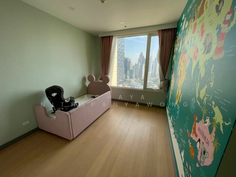 The Empire Place, Bangkok, 88 Narathiwatratchanakharin Road, Thung Maha Mek, Sathon, Bangkok, 3 Bedrooms, 183 sqm, Condo For Rent, by Achaya Nithipanyawong, 500313768 - DDproperty.com