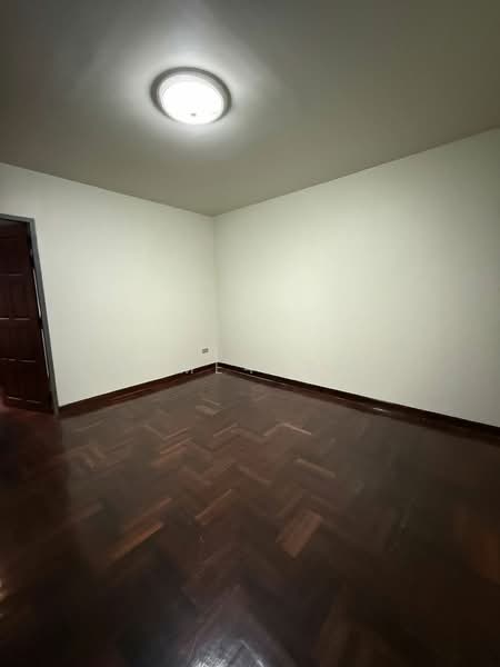 Sriwara Town in Town, Bangkok, Sriwara Road, Phlapphla, Wang Thonglang, Bangkok, 4 Bedrooms, 150 sqm, Townhouse For Sale, by Home4sale, 500313772 - DDproperty.com