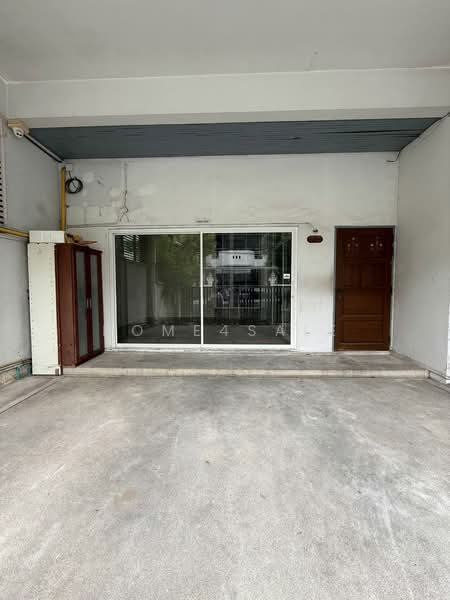 Sriwara Town in Town, Bangkok, Sriwara Road, Phlapphla, Wang Thonglang, Bangkok, 4 Bedrooms, 150 sqm, Townhouse For Sale, by Home4sale, 500313772 - DDproperty.com