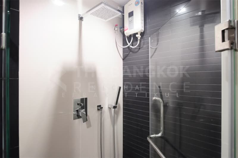 Rhythm Ratchada-Huaikwang, Bangkok, 218 Ratchadaphisek Road, Huai Khwang, Bangkok, 2 Bedrooms, 65 sqm, Condo For Rent, by Nicha Peerakittikul, 500313807 - DDproperty.com