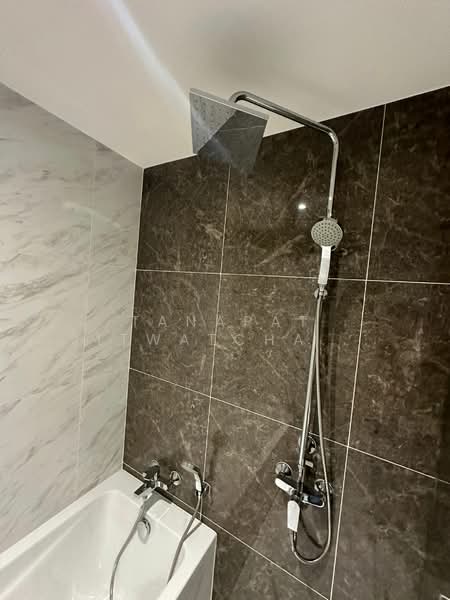 Fynn Asoke, Bangkok, 28 Sukhumvit 10 Alley, Khlong Toei, Bangkok, 1 Bedroom, 32 sqm, Condo For Rent, by Tanapat Jitwatcharakomol, 500313845 - DDproperty.com