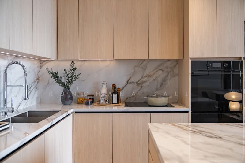 Noble Form Thonglor, Bangkok, Sukhumvit 55, Khlong Tan Nua, Watthana, Bangkok, 3 Bedrooms, 152 sqm, Condo For Sale, by Runchana Ball, 500313932 - DDproperty.com