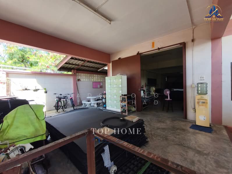 ที่ดินพร้อมอาคารสำนักงาน โกดัง ซอยอักษรลักษณ์, สมุทรปราการ, บางเมือง, เมืองสมุทรปราการ, สมุทรปราการ, 905 ตร.ม., บ้านเดี่ยว ขาย, โดย Tadsapong Pimpachad, 500314053 - DDproperty.com