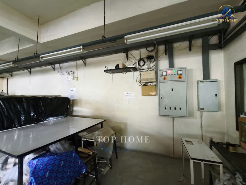 ที่ดินพร้อมอาคารสำนักงาน โกดัง ซอยอักษรลักษณ์, Samut Prakan, Bang Mueng, Muang Samut Prakarn, Samut Prakan, 3 Bedrooms, 905 sqm, Single Detached House For Sale, by Tadsapong Pimpachad, 500314053 - DDproperty.com