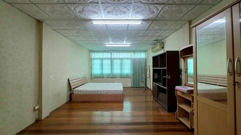 อาคารพาณิชย์ 4.5 ชั้น หมู่บ้านยัวร์เฮ้าส์ บางกรวย-ไทรน้อย, นนทบุรี, บางกรวย-ไทรน้อย, บางกรวย, นนทบุรี, 300 ตร.ม., ตึกแถว-อาคารพาณิชย์ ขาย, โดย คุณพลอยวาลินน์ (วาลินน์), 500314201 - DDproperty.com