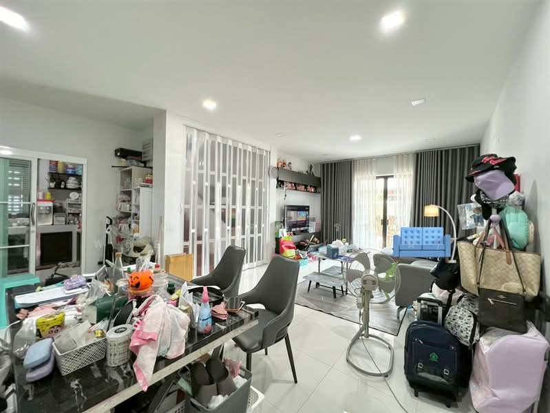 ภูมิชนก พุทธมณฑลสาย 4-5, สมุทรสาคร, ถนนพุทธมณฑลสาย5, อ้อมน้อย, กระทุ่มแบน, สมุทรสาคร, 174 ตร.ม., บ้านเดี่ยว ขาย, โดย คุณ สุดาวรรณ พลอยแดง (แอน), 500314243 - DDproperty.com