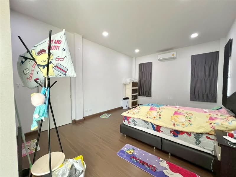 ภูมิชนก พุทธมณฑลสาย 4-5, สมุทรสาคร, ถนนพุทธมณฑลสาย5, อ้อมน้อย, กระทุ่มแบน, สมุทรสาคร, 174 ตร.ม., บ้านเดี่ยว ขาย, โดย คุณ สุดาวรรณ พลอยแดง (แอน), 500314243 - DDproperty.com