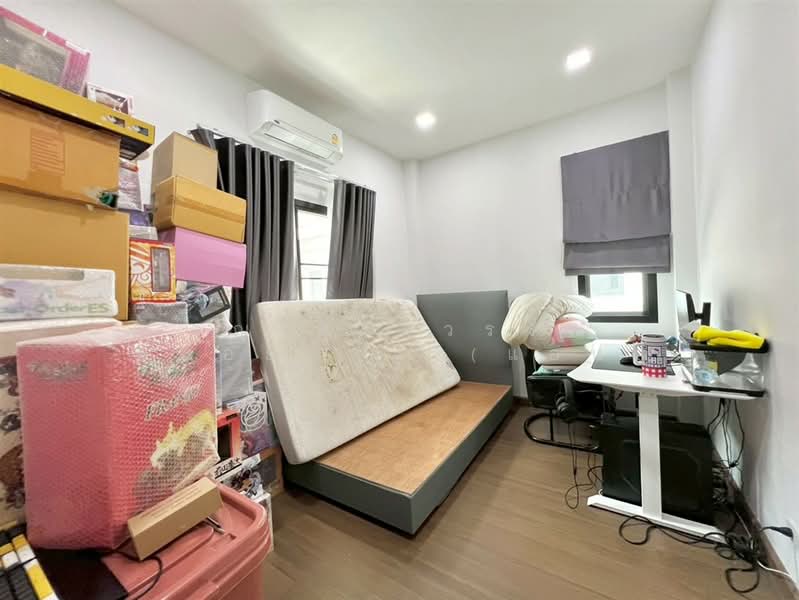 ภูมิชนก พุทธมณฑลสาย 4-5, สมุทรสาคร, ถนนพุทธมณฑลสาย5, อ้อมน้อย, กระทุ่มแบน, สมุทรสาคร, 174 ตร.ม., บ้านเดี่ยว ขาย, โดย คุณ สุดาวรรณ พลอยแดง (แอน), 500314243 - DDproperty.com