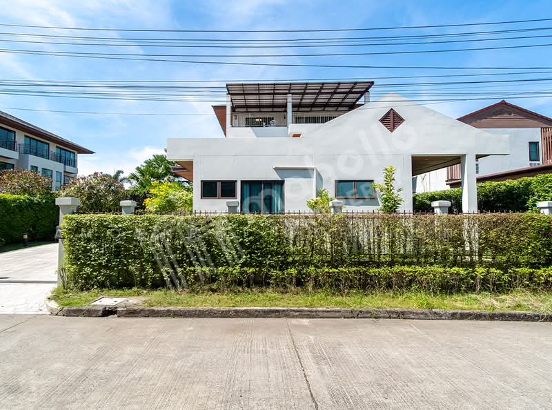House, Bangkok, Bang Kapi, Huai Khwang, Bangkok, 6 Bedrooms, 650 sqm, Semi-Detached House (Twin House) For Rent, by Amornrat On-Thong, 500314429 - DDproperty.com