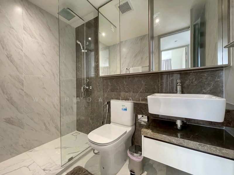 Fynn Asoke, Bangkok, 28 Sukhumvit 10 Alley, Khlong Toei, Bangkok, 2 Bedrooms, 62 sqm, Condo For Rent, by Withada Jaiarree, 500314435 - DDproperty.com