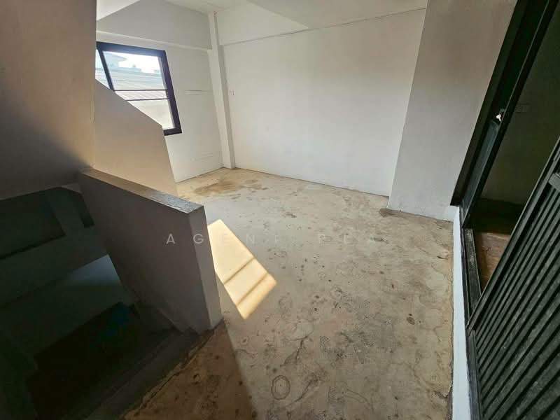 For Sale: 4-Story Commercial Building in Wachirathamsathit, Sukhumvit 101/1 (SPSAD3989), Bangkok, Bang Chak, Phra Khanong, Bangkok, , 230 sqm, Shophouse For Sale, by Agent Pla, 500314446 - DDproperty.com