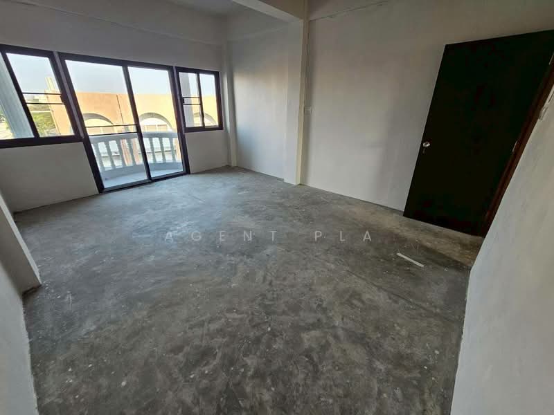 For Sale: 4-Story Commercial Building in Wachirathamsathit, Sukhumvit 101/1 (SPSAD3989), Bangkok, Bang Chak, Phra Khanong, Bangkok, , 230 sqm, Shophouse For Sale, by Agent Pla, 500314446 - DDproperty.com