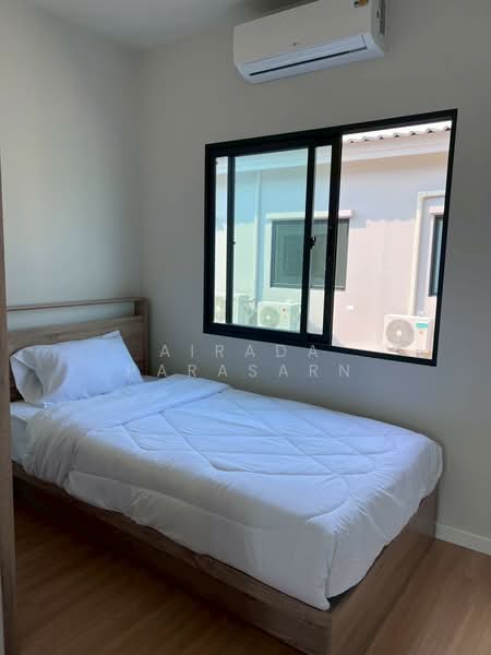 Siri Place Pattanakarn, Bangkok, 207 Soi Chaloem Prakiat Rama 9, Dok Mai, Prawet, Bangkok, 3 Bedrooms, 118 sqm, Townhouse For Rent, by Airada Parasarn, 500314476 - DDproperty.com