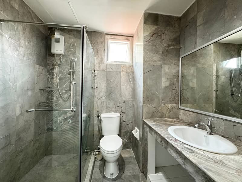 Varathorn Ville Pattanakarn 44, Bangkok, Suan Luang, Bangkok, 5 Bedrooms, 300 sqm, Townhouse For Sale, by Home4sale, 500314502 - DDproperty.com