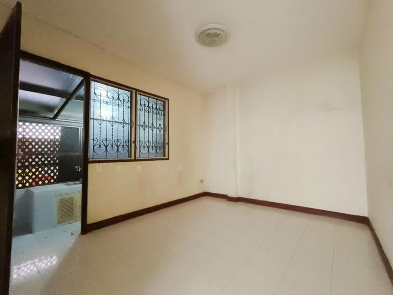 Lake Garden Villa, Bangkok, 171 Khumthong - Lam Toi Ting Road, Khum Thong, Lat Krabang, Bangkok, 3 Bedrooms, 280 sqm, Single Detached House For Sale, by ชนะชาติ นนท์ตา, 500314526 - DDproperty.com
