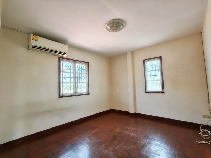 Lake Garden Villa : หมู่บ้านเลคการ์เด้นวิลล่า, กรุงเทพ, 171 ถนน ขุมทอง-ลำต้อยติ่ง, ขุมทอง, ลาดกระบัง, กรุงเทพ, 280 ตร.ม., บ้านเดี่ยว ขาย, โดย ชนะชาติ นนท์ตา, 500314526 - DDproperty.com