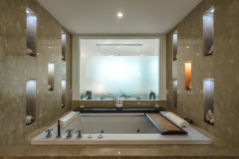 Royal Phuket Marina : รอยัล ภูเก็ต มารีน่า, ภูเก็ต, ถนนเทพกระษัตรี, เกาะแก้ว, เมืองภูเก็ต, ภูเก็ต, 870 ตร.ม., คอนโด ขาย, โดย Keartisuk Sookkow, 500314537 - DDproperty.com